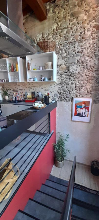 Coquette Maison De Village Nefiach Esterno foto